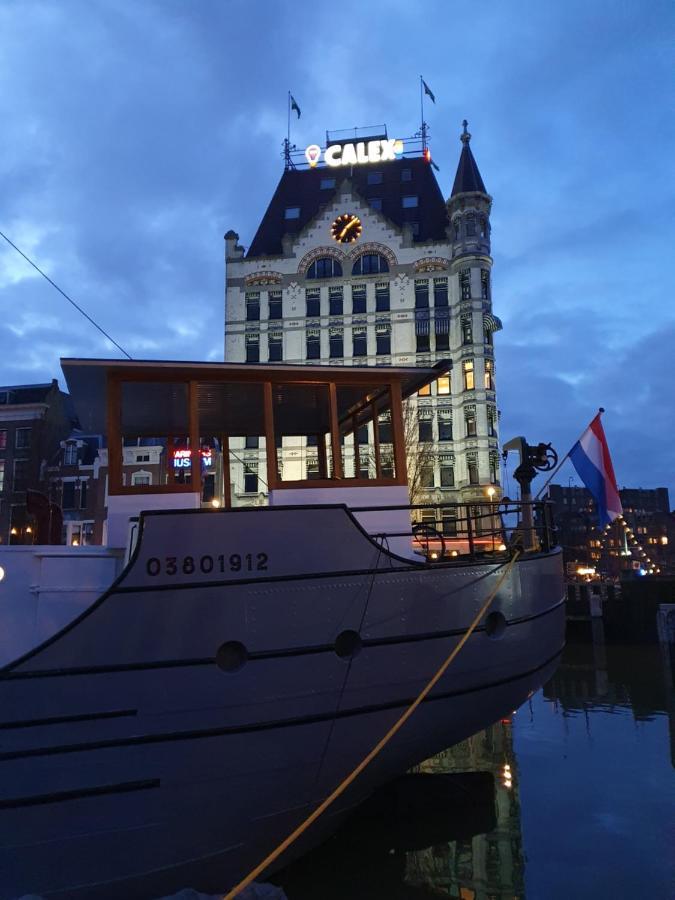 Hotel De Coaster & Aquarium Ponton Rotterdam Exterior foto
